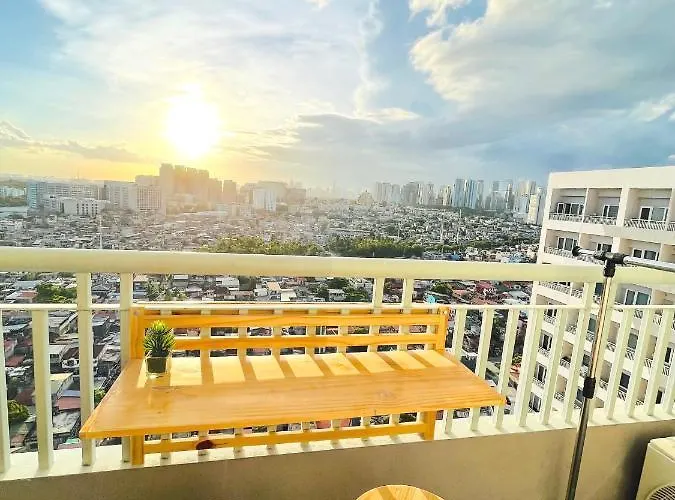 Sunset View W/ King Bednwi-fi At Grace Res, Taguig Apartment *